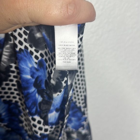 EXPRESS the portofino shirt size large blue floral dots business work office - Picture 7 of 7